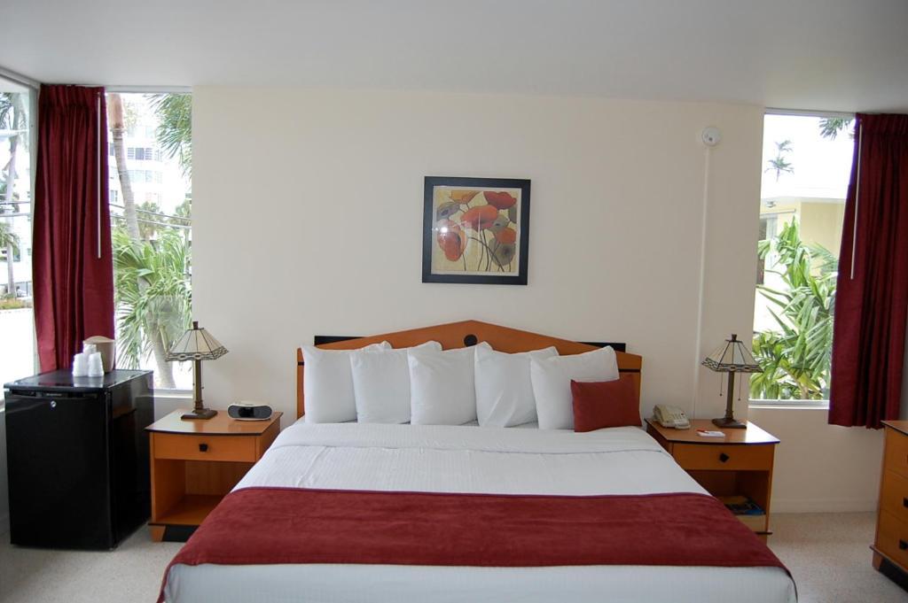 Alcazar Resort- Gay Mens Resort Форт Лодърдейл Стая снимка