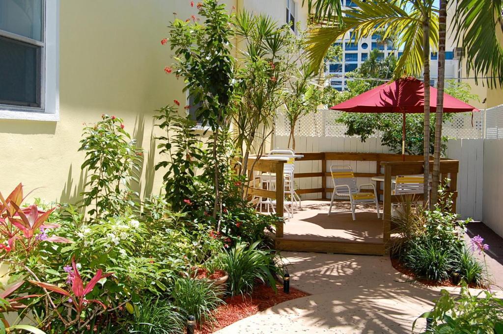 Alcazar Resort- Gay Mens Resort Форт Лодърдейл Екстериор снимка