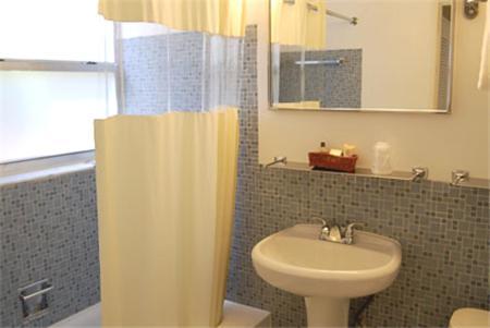 Alcazar Resort- Gay Mens Resort Форт Лодърдейл Екстериор снимка